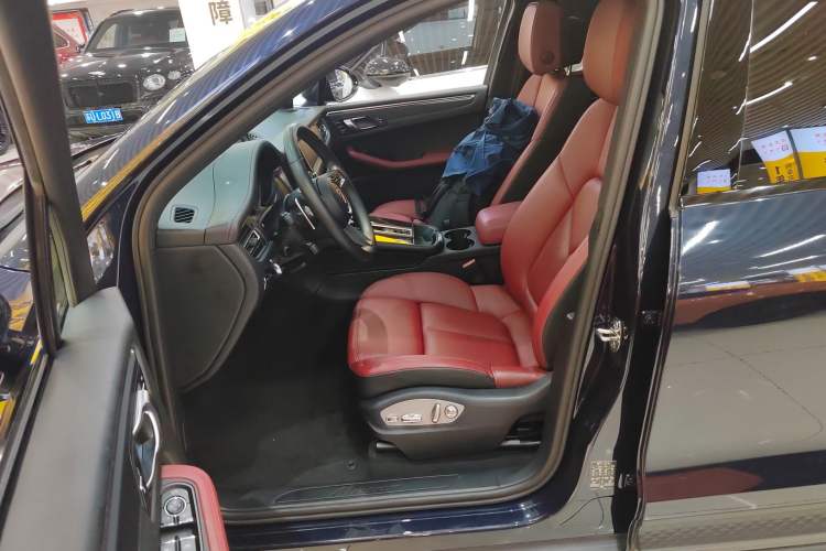 Used Porsche Macan 2022 Macan 2.0T
