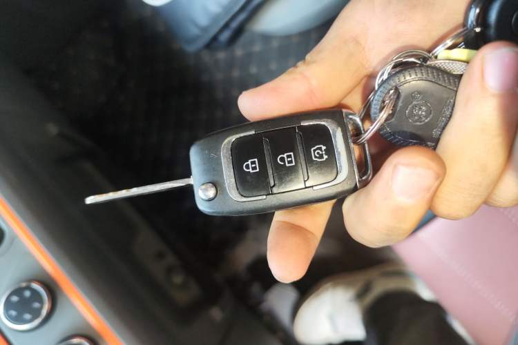 Used Dongfeng Fengon MINIEV 2022 Candy-Style Bubble Gum
