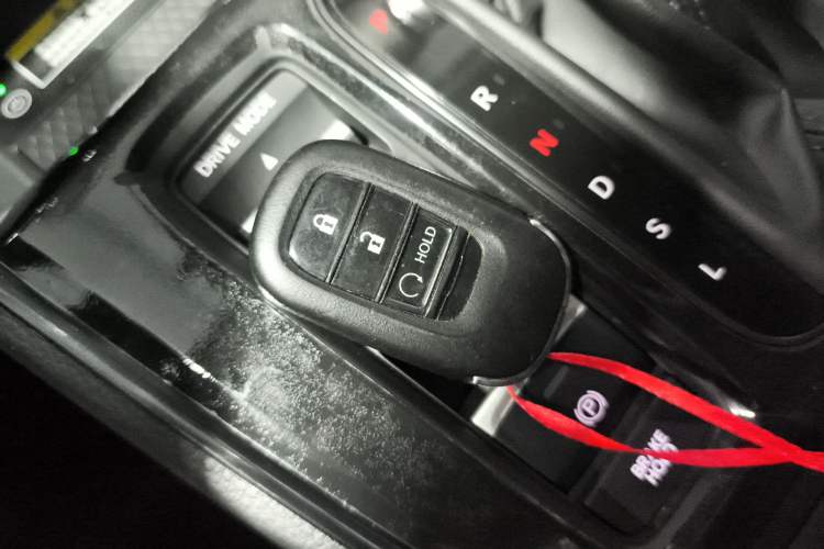 Used Honda CR-V 2023 240TURBO Two-Wheel-Drive Luxury Version 5 Seats
