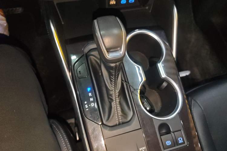 Used Toyota Crown Kluger 2021 2.5L HEV Four-Wheel Drive Premium Edition
