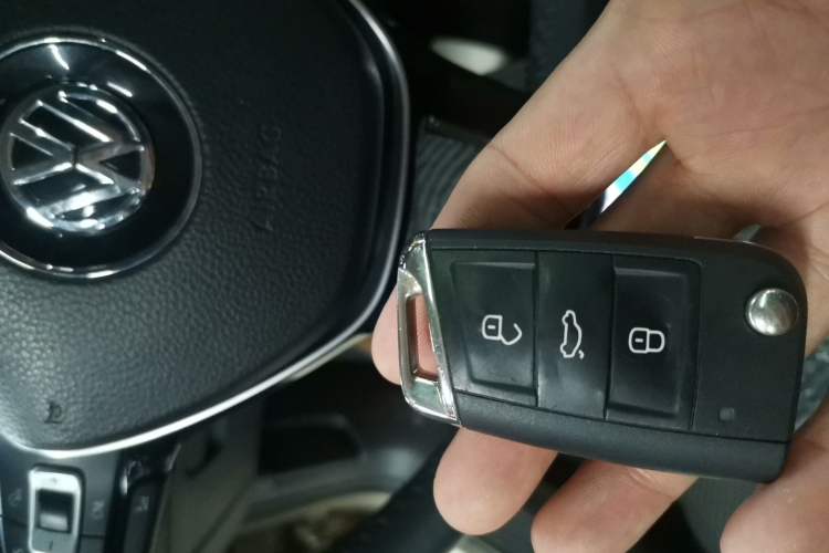 Used Volkswagen Golf 2018 230TSI Automatic Comfort Model
