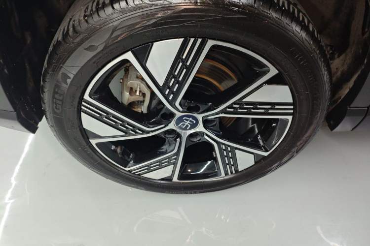 Used BYD Song Pro New Energy 2023 Champion Edition DM-i 110KM Excellence Model
