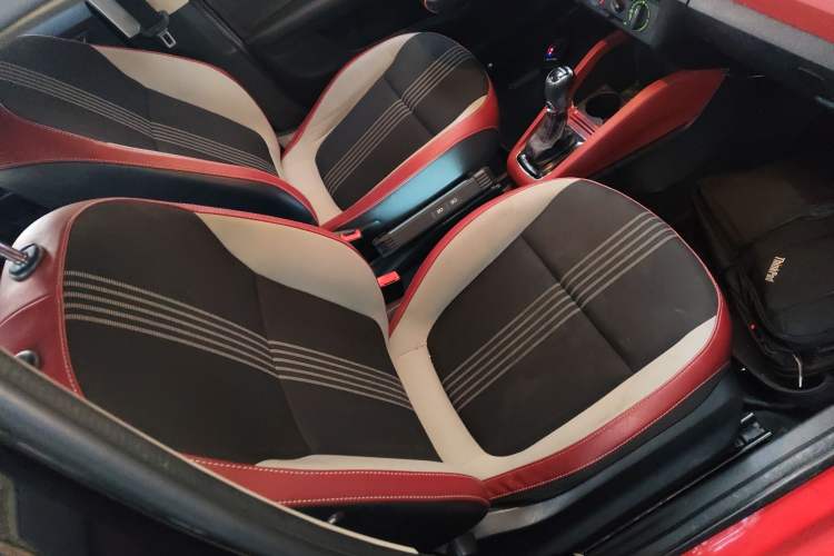 Used Skoda Fabia 2015 1.6L Automatic Sport Edition
