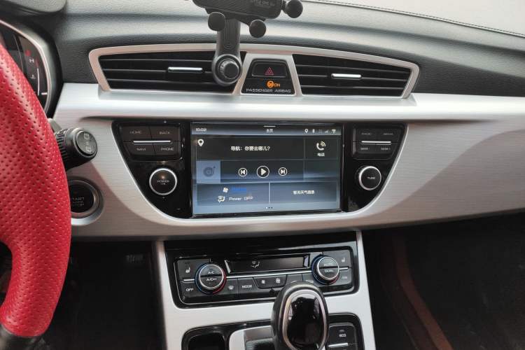 Used Geely Auto Emgrand X7 Sport 2016 1.8TD Automatic ZhiZun Version
