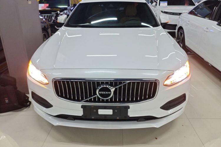 Used Volvo S90 2017 T4 Zhiyuan Edition