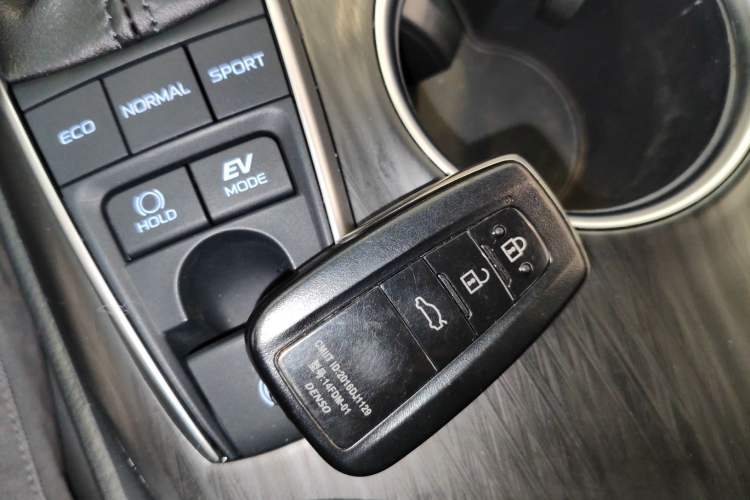 Used Toyota Camry 2021 Dual-Motor 2.5HG Luxury Edition
