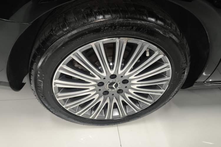 Used Mercedes-Benz E-Class 2020 E 300 L Stylish Model
