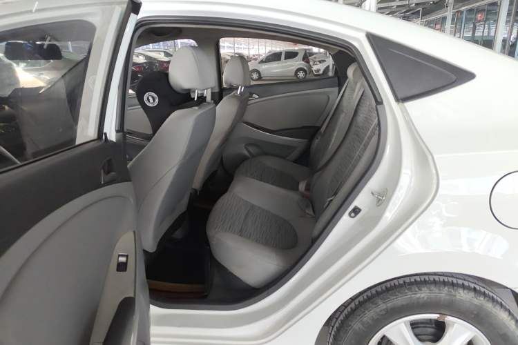 Used Hyundai Verna 2014 1.4L Automatic Smart GLS
