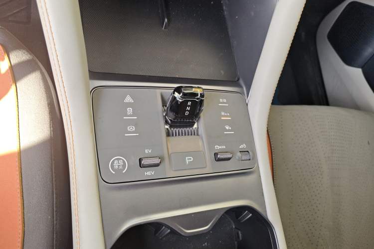 Used BYD Song PLUS New Energy 2024 HONOR Edition DM-i 110km Flagship Model
