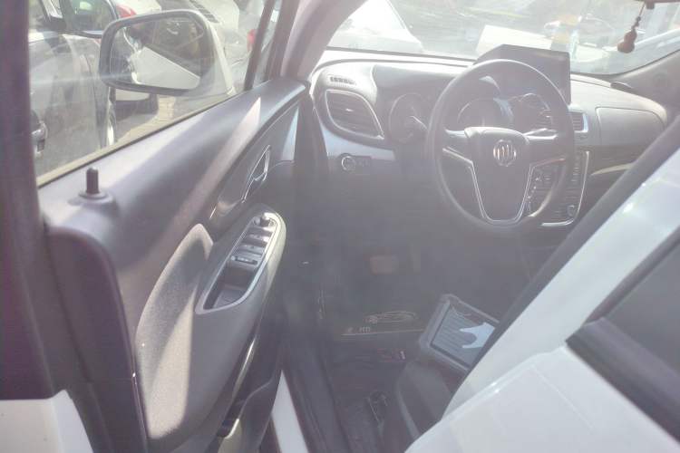 Used Buick Encore 2014 1.4T Automatic Two-Wheel Drive Urban Elite Model
