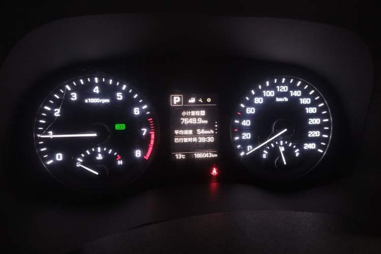 Used Hyundai Tucson 2018 1.6T Dual-Clutch Two-Wheel Drive 15th Anniversary Special Edition