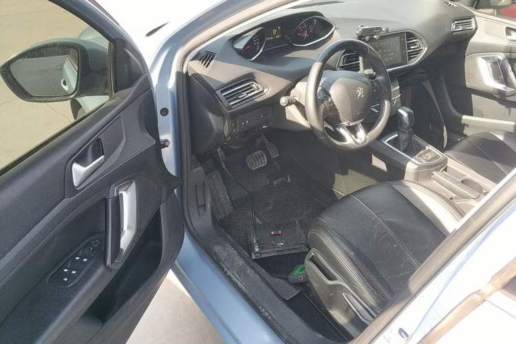 Used Peugeot 308S 2015 1.2T Automatic Jingchi Edition