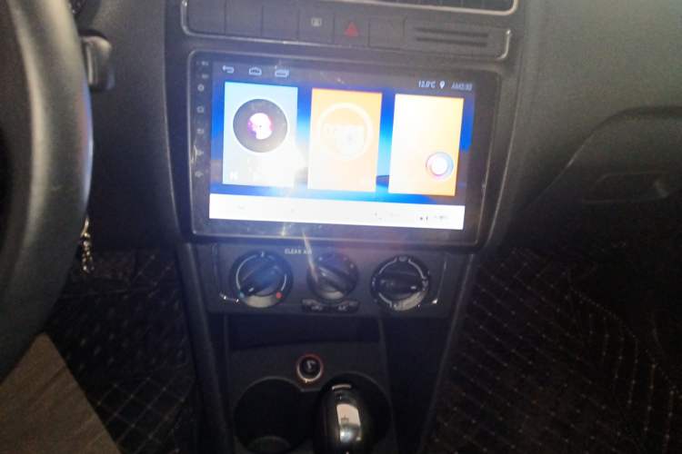 Used Volkswagen Polo 2016 1.6L Automatic Comfort Model
