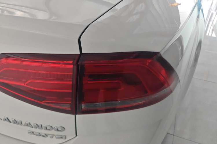 Used Volkswagen Lamando 2018 230TSI DSG Fashion Edition