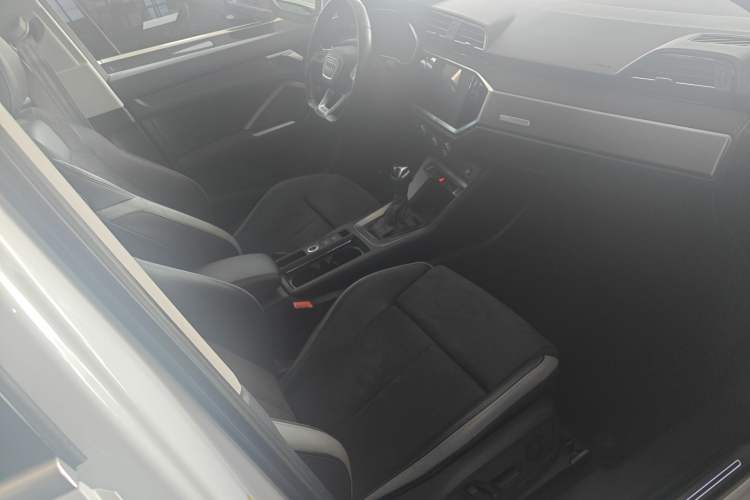 Used Audi Q3 2023 35 TFSI Fashion Dynamic Model (1.5T)
