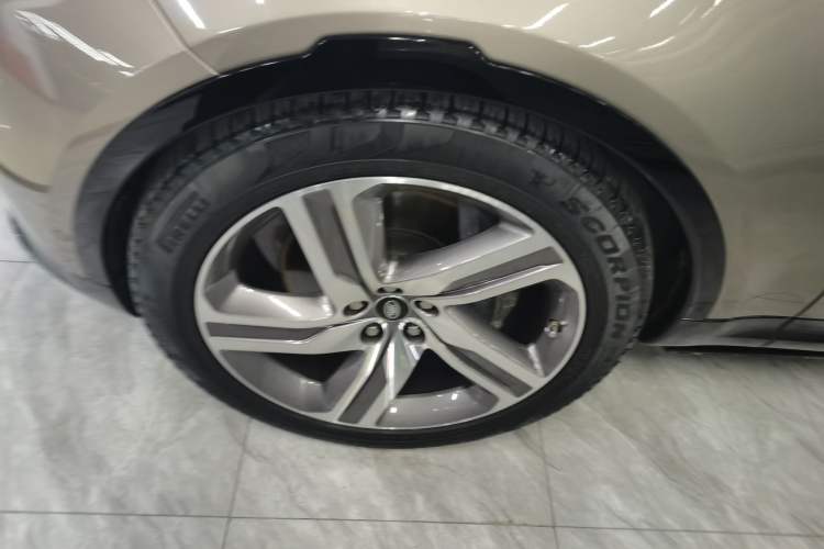 Used Land Rover Discovery 2021 360 PS R-Dynamic HSE
