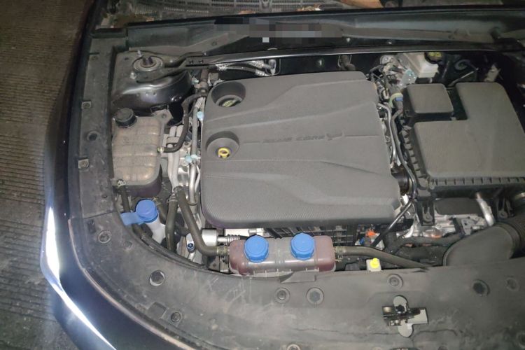 Used Changan UNI-V iDD 2024 Blue Whale Smart Electric iDD 136km Luxury Model
