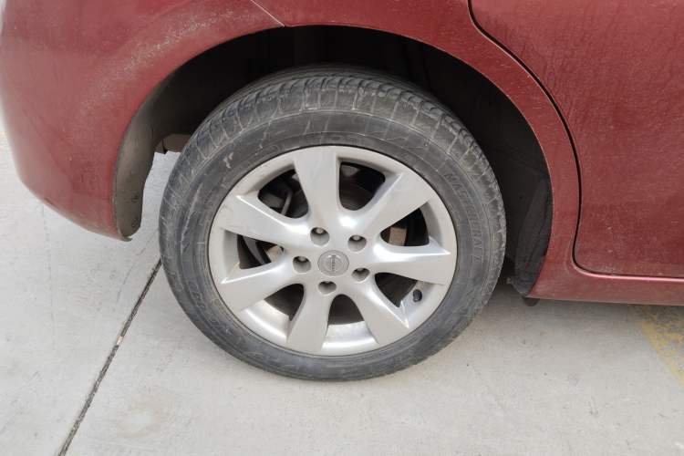 Used Nissan Tiida 2014 1.6L CVT Comfort Model