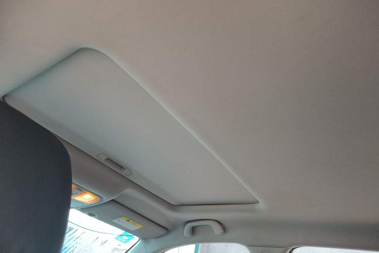 Used Changan CS75 2016 1.8T Automatic Elite Model China V Standard
