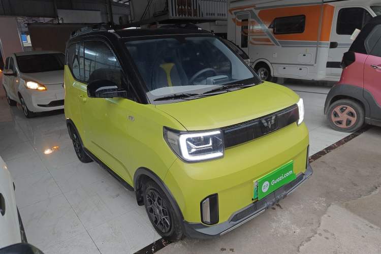 Used Wuling Hongguang MINIEV 2022 GAMEBOY 300km Enthusiast Model with Lithium Iron Phosphate