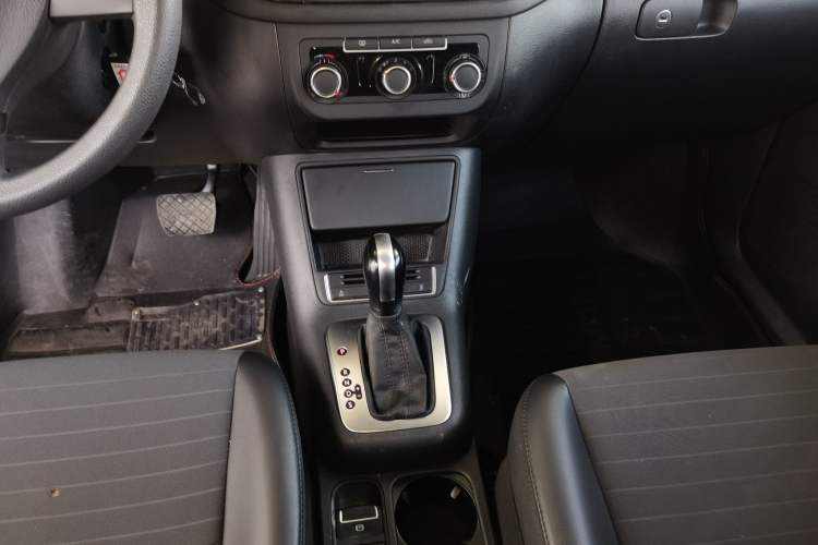 Used Volkswagen Tiguan 2015 1.8TSI Automatic Two-Wheel Drive Trend Edition