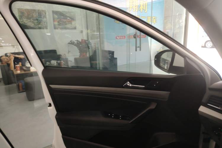 Used Volkswagen Lavida 2022 1.5L Automatic Fashion Edition
