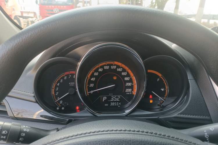 TDK.VehicleDetails.img