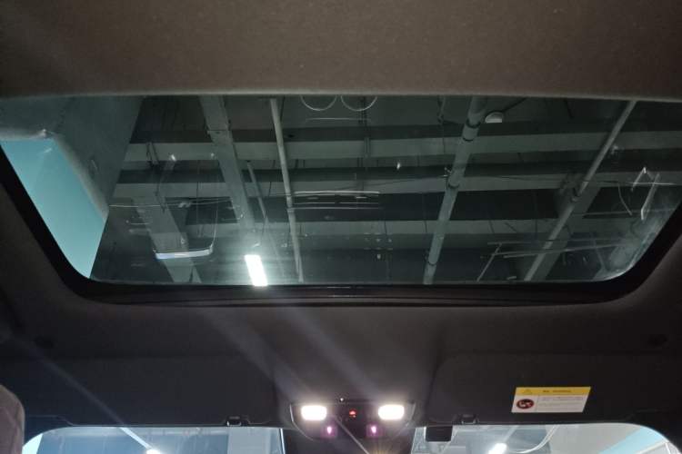 Used Li Auto L8 2023 Pro Model