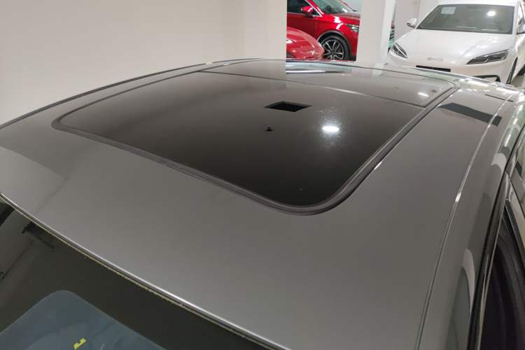 Used BYD Han 2020 EV Long-Range Luxury Model
