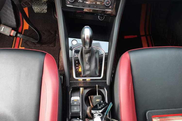 Used Jetta VS5 2022 280TSI Automatic Glory Pro
