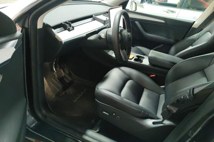 Used Tesla Model Y 2024 Rear-Wheel-Drive Version