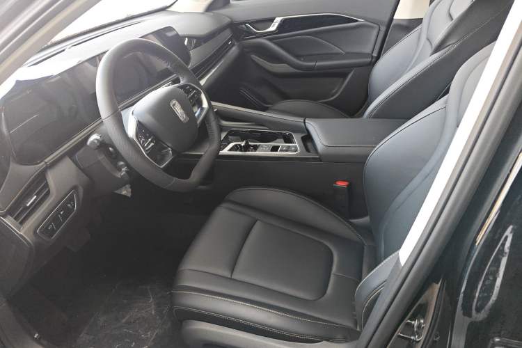 Used Bestune B70 2025 Dragon Edition 1.5T Enjoyment Model
