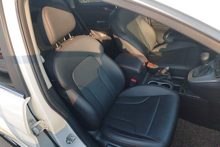 Used Haval M6 2019 1.5T DCT Two-Wheel Drive Value Edition China VI Standard