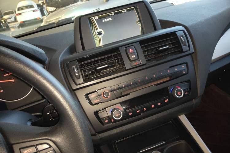 Used BMW 1 Series 2013 Facelifted 118i Leading Edition
