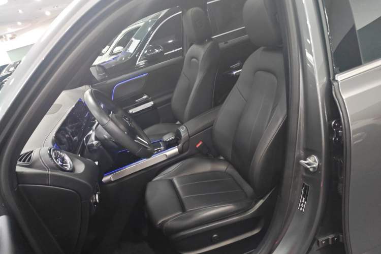 Used Mercedes-Benz GLB 2022 Updated GLB 200 Fashion Edition
