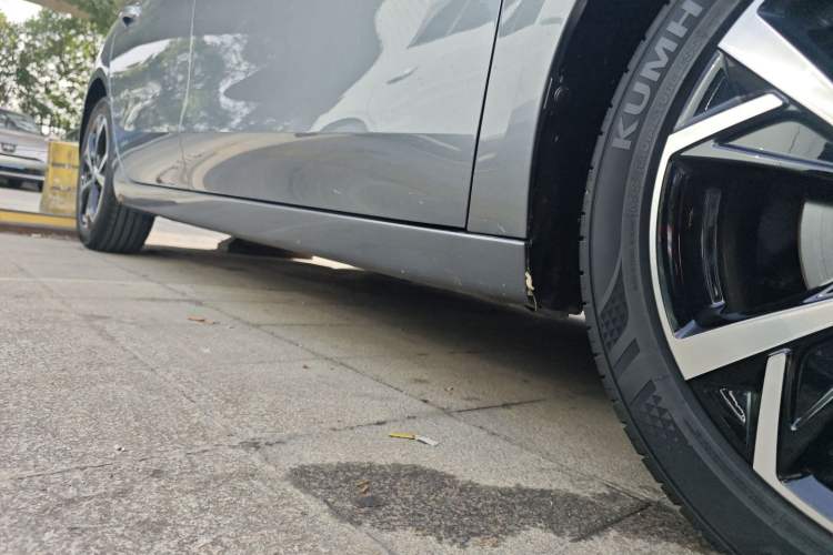 Used Roewe i5 2024 1.5L CVT Luxury Edition
