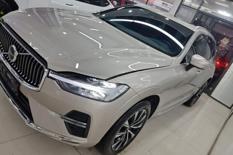 Used Volvo XC60 2025 B5 Four-Wheel Drive Smart & Advanced Luxury Edition
