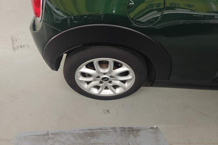 Used  MINI 2018 1.5T ONE
