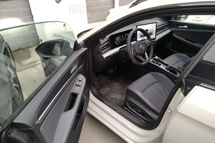 Used Volkswagen Lamando 2026 Lavida L GTS 380TSI Lingfeng Millionth Anniversary Edition