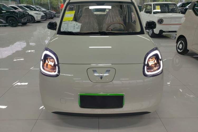 Used Wuling Hongguang MINIEV 2025 Four-Door Version Advanced Edition
