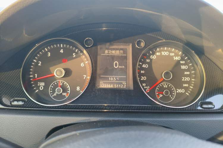 Used Volkswagen Magotan 2013 1.8TSI Luxury Model
