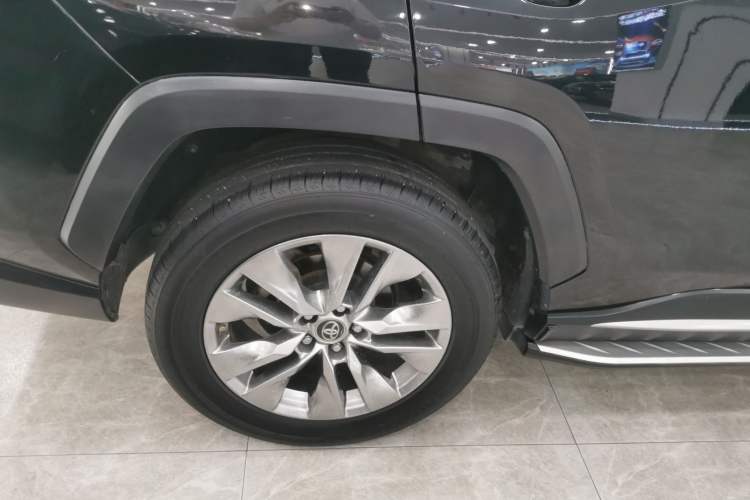 Used Toyota Wildlander 2022 2.0L CVT Two-Wheel Drive Luxury Edition
