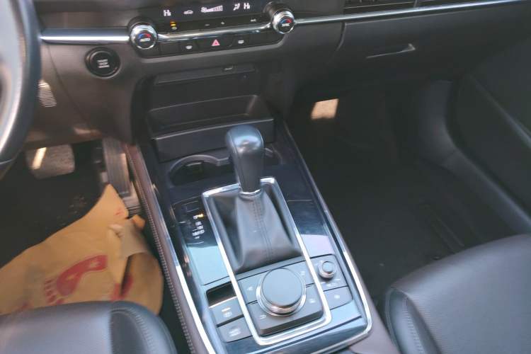 Used Mazda CX-30 2021 2.0L Automatic Joyful Edition
