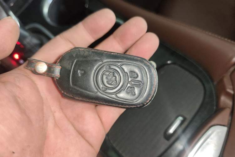 Used Buick Envision 2018 20T Two-Wheel Drive Luxury Model