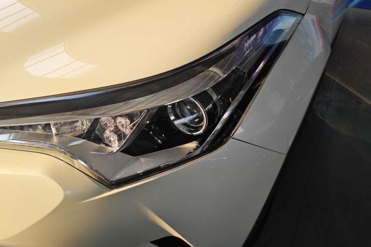 Used Toyota C-HR 2020 2.0L Leading Edition
