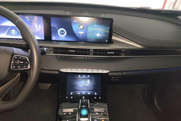 Used Chery Tiggo 8 PLUS 2022 290TGDI DCT Luxury Edition+
