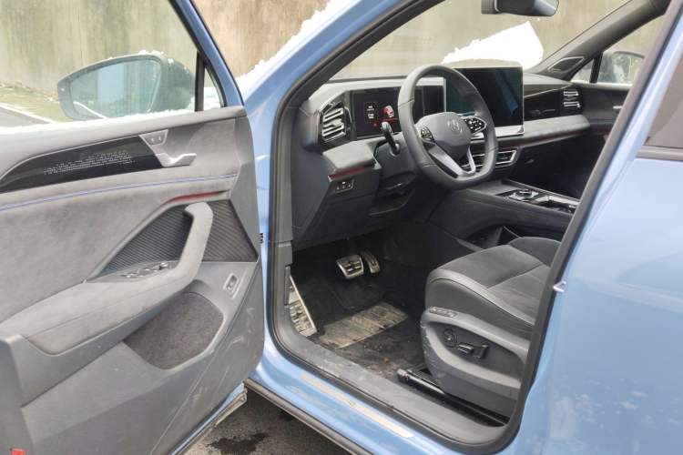 Used Volkswagen Tiguan L 2024 PRO 380TSI Four-Wheel Drive R-Line Prestige Edition