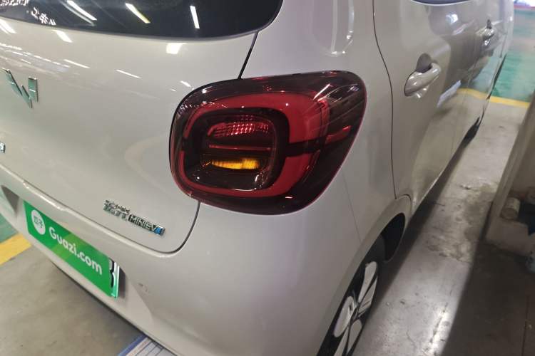 Used Wuling Hongguang MINIEV 2025 Four-Door Version Advanced Edition
