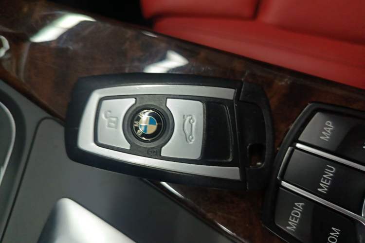 Used BMW 3 Series 2018 330Li xDrive Luxury Package
