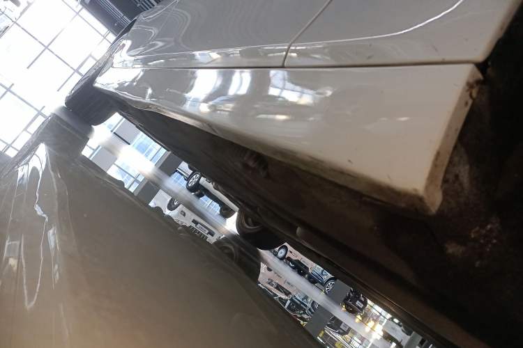 Used BMW 5 Series 2014 520i Elegant Edition
